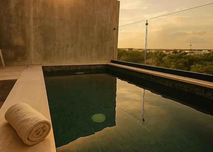 Heushaven Ph Private Pool & Padel Tuk